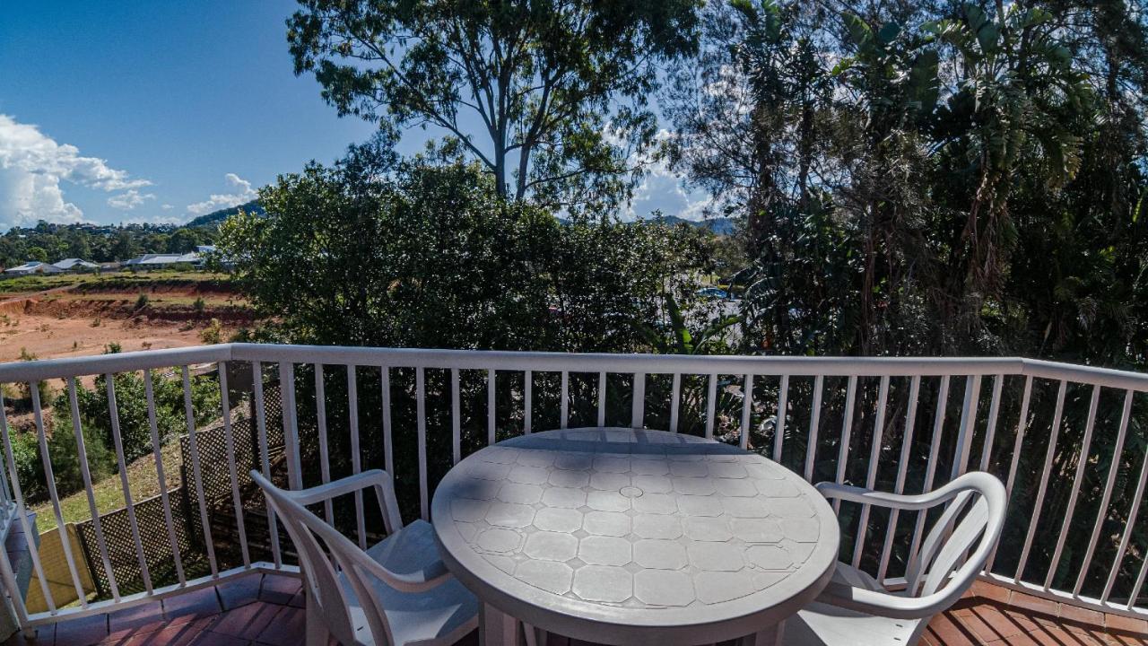 Absolute Beachfront Opal Cove Resort Korora Bagian luar foto