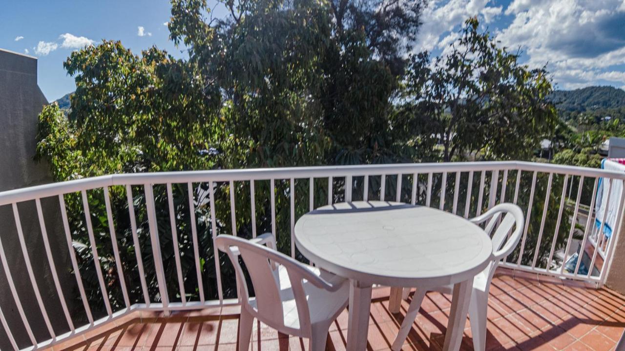 Absolute Beachfront Opal Cove Resort Korora Bagian luar foto