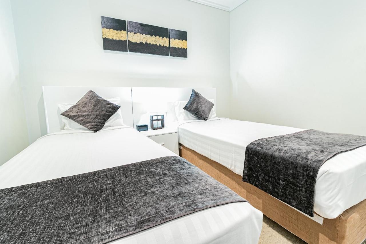 Absolute Beachfront Opal Cove Resort Korora Bagian luar foto