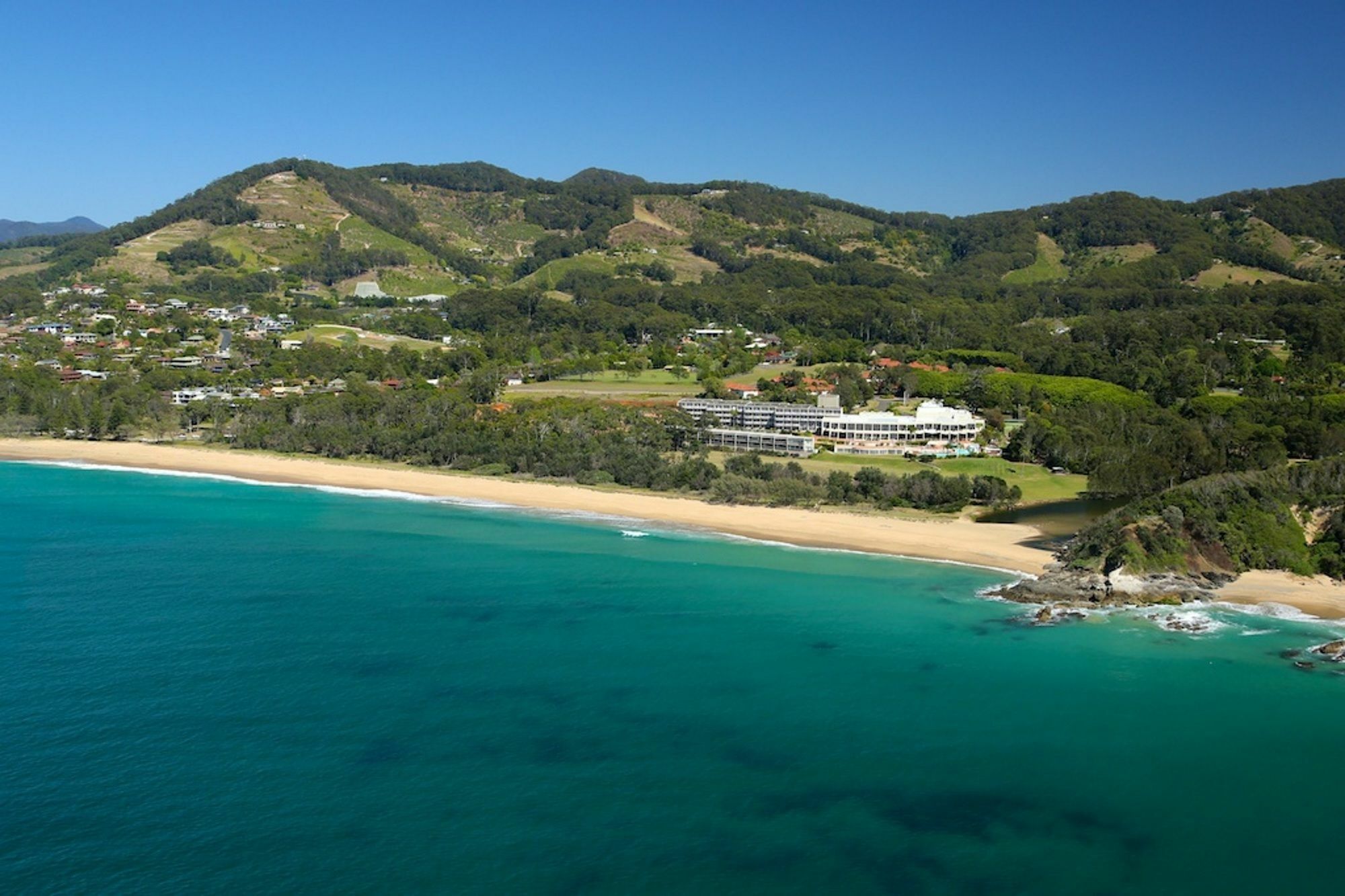 Absolute Beachfront Opal Cove Resort Korora Bagian luar foto