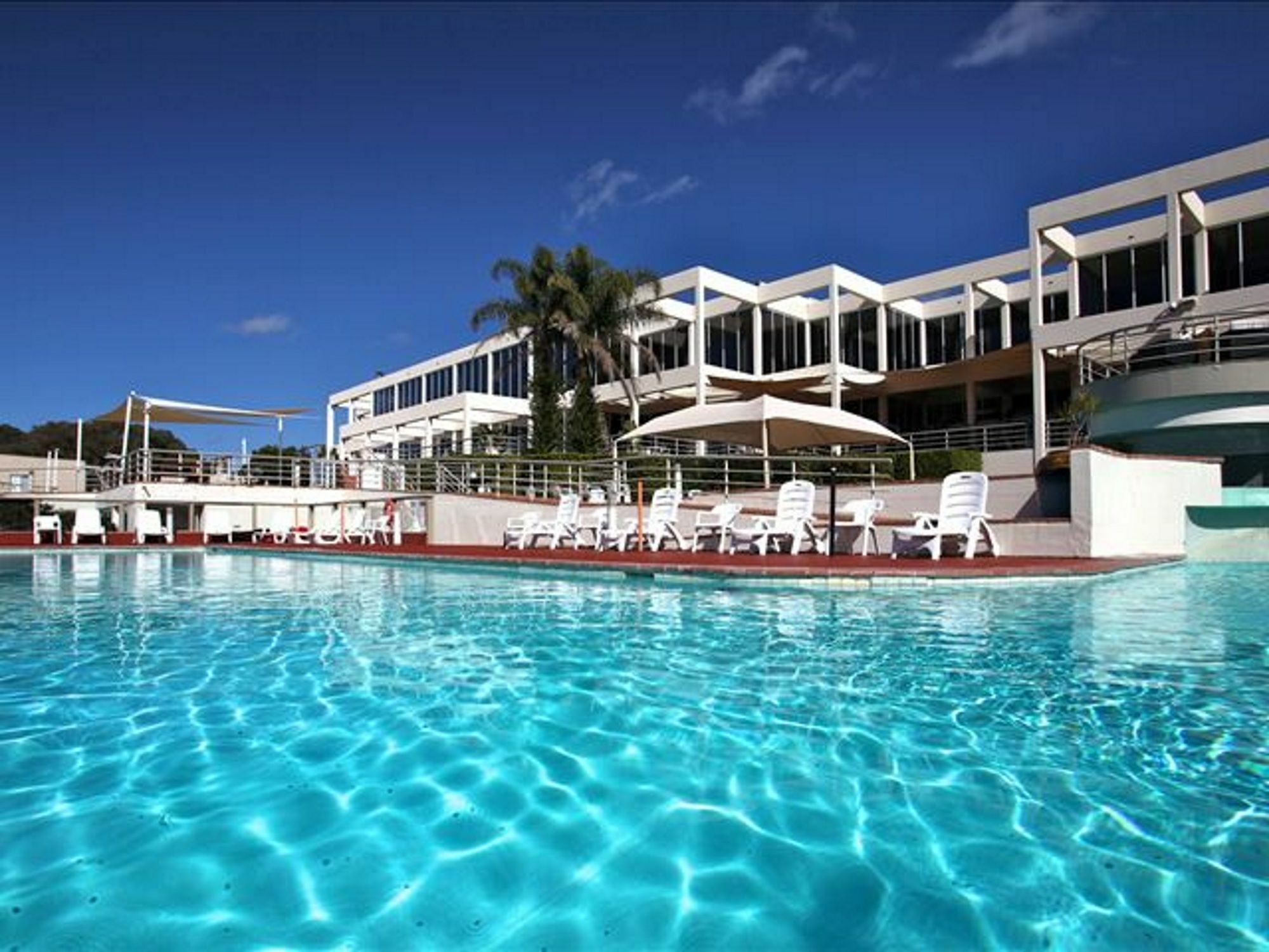 Absolute Beachfront Opal Cove Resort Korora Bagian luar foto